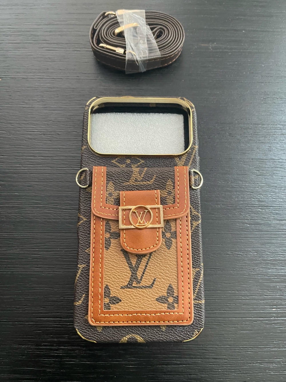 iPhone 17 pro max wallet Crossbody Case with Strap - Picture 4 of 10